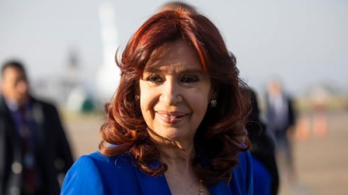 Cristina cruzó duro a Javier Milei: “Te estás cayendo a pedazos”