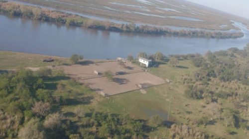 Detienen a tres personas realizando quemas sin autorización en islas del Delta
