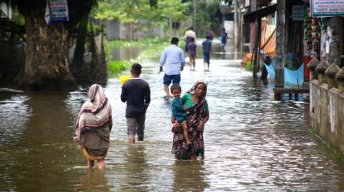 Ya son 49 los muertos en India por las lluvias torrenciales