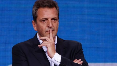 Más medidas de Massa: prepara un refuerzo para tres millones de trabajadores en negro