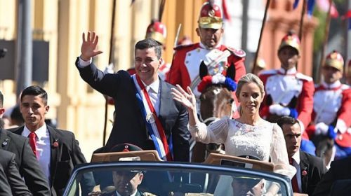 Peña asumió la Presidencia de Paraguay y promete que el país “resurgirá como un gigante”