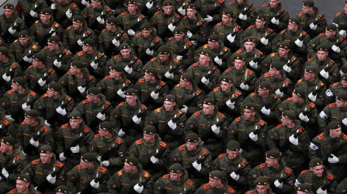 Rusia anunció que este año alistó en el Ejército a más de 230.000 personas Rusia anunció que este año alistó en el Ejército a más de 230.000 personas