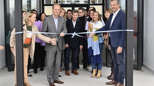 Bordet y Bahl inauguraron el nuevo laboratorio provincial de epidemiología Bordet y Bahl inauguraron el nuevo laboratorio provincial de epidemiología