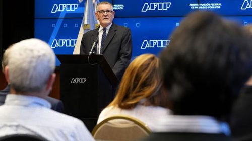 Enviarán un proyecto al Congreso para que las grandes empresas tributen por sus ganancias Enviarán un proyecto al Congreso para que las grandes empresas tributen por sus ganancias