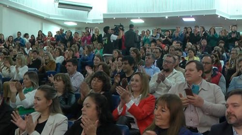 Reconocimiento a maestros en su día