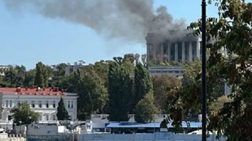 Ucrania bombardea el cuartel general de flota rusa en Crimea Ucrania bombardea el cuartel general de flota rusa en Crimea