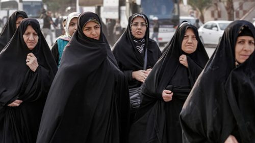 La ONU pidió a Irán retirar el proyecto de ley que endurece el código de vestimenta de las mujeres La ONU pidió a Irán retirar el proyecto de ley que endurece el código de vestimenta de las mujeres