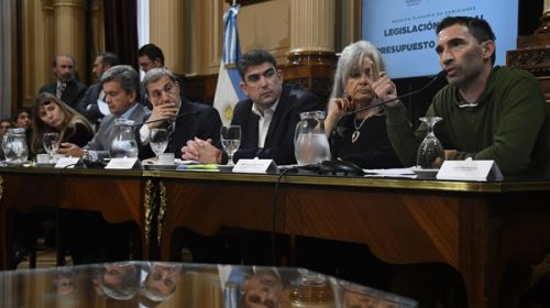Con negociaciones contrarreloj para lograr dictamen, el Senado debate la ley de alquileres