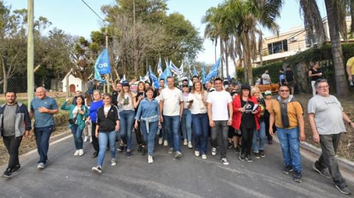 El peronismo realiza una caminata simultánea en varias ciudades de la provincia
