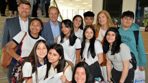 Bordet: “Nuestros jóvenes encuentran en su provincia la posibilidad de seguir estudiando”