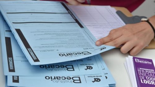 Se abonan desde hoy las becas a estudiantes entrerrianos, con aumentos