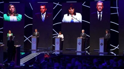 Lo que no se vio del debate presidencial: Milei exultante, Massa conforme y las charlas de pasillo de “la casta”