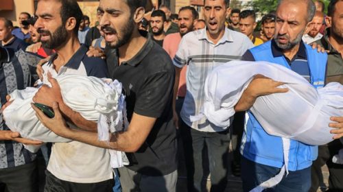 Sigue creciendo el número de muertos en Gaza por los bombardeos israelíes que no cesan Sigue creciendo el número de muertos en Gaza por los bombardeos israelíes que no cesan