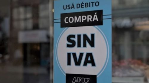 Trabajadores informales recibirán la devolución de IVA en compras de la canasta básica