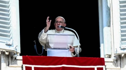 Francisco rechazó las «batallas ideológicas» en la Iglesia y criticó a los negacionistas del cambio climático Francisco rechazó las «batallas ideológicas» en la Iglesia y criticó a los negacionistas del cambio climático