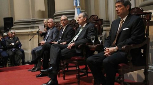 Con cuatro informes, el oficialismo fundamentó las causales de mal desempeño