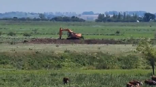 Inician los trabajos de demolición de un terraplén que pone en riesgo el puente Victoria – Rosario Inician los trabajos de demolición de un terraplén que pone en riesgo el puente Victoria – Rosario