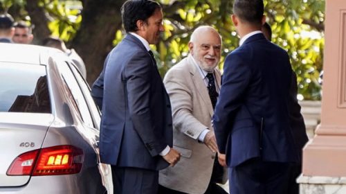Tras una modificación normativa, el Gobierno nombró a Barra como procurador del Tesoro