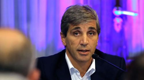 Caputo anunció que “se van a privatizar todas las empresas del Estado que se pueda”