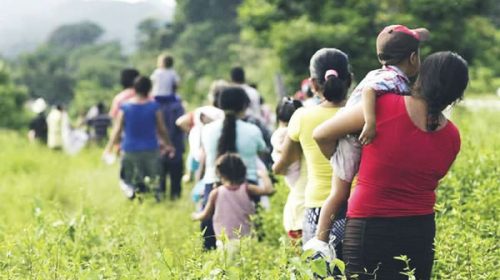 Las mujeres son ya la mitad de los migrantes del mundo
