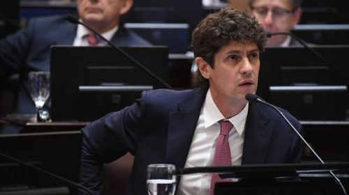 Senado: Lousteau exigió tres cambios en la Ley de Bases y el Paquete Fiscal para votarla