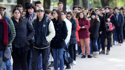 El Banco Central proyecta que el desempleo aumentará en los próximos meses