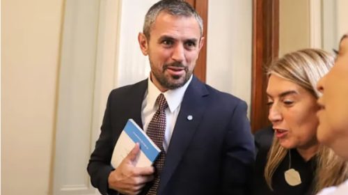 Diputados se suben el sueldo y pasarán a cobrar más de $2,2 millones