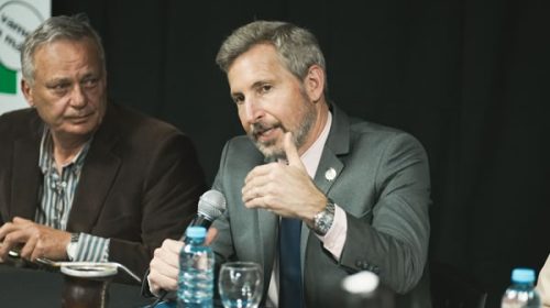 El gobernador afirmó que su gestión finalizará las obras nacionales discontinuadas
