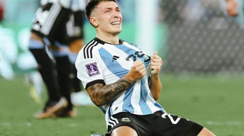 El entrerriano Lisandro Martínez integra el equipo ideal de los cuartos de final