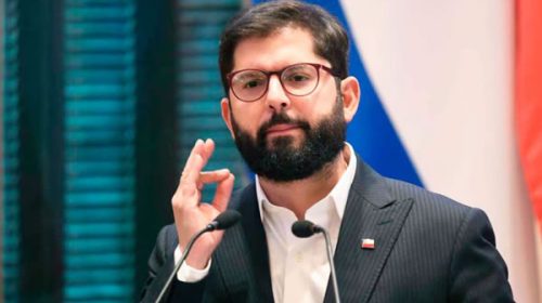 A contramano de Milei, Gabriel Boric anunció mayor financiamiento universitario y condona deudas de estudiantes