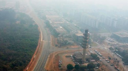 Brasil: la nube de humo provocada por miles de incendios cubre el 80% del territorio