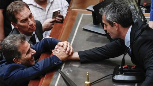 Menem agradeció a los diputados del PRO que respaldaron el veto presidencial a la ley universitaria Menem agradeció a los diputados del PRO que respaldaron el veto presidencial a la ley universitaria