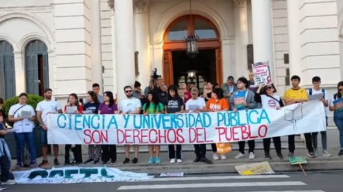 El sector universitario reclama a legisladores nacionales entrerrianos que rechacen el veto