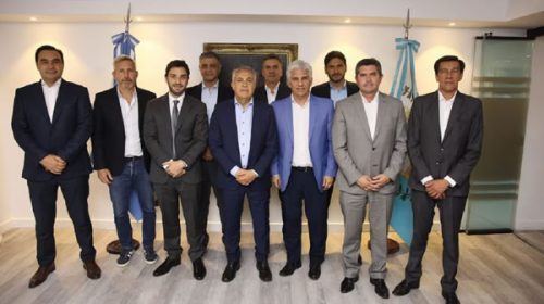 El Gobierno tiende un puente con gobernadores y habrá presencia oficial en el cocktail de la Expo Rural