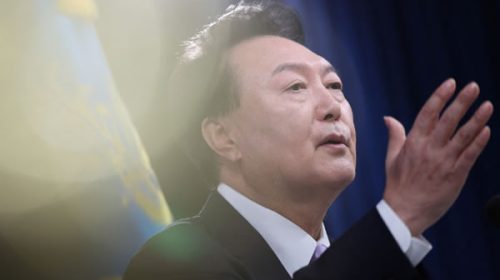 Corea del Sur: el parlamento aprobó una resolución que solicita la detención inmediata del Presidente