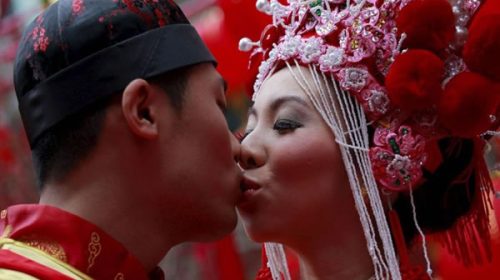 El número de matrimonios cayó al mínimo en China en 2024