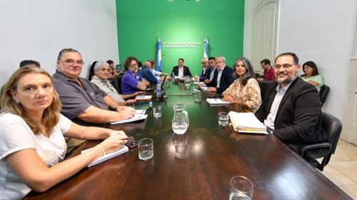 El Gobierno convocó a paritaria a los gremios docentes para hoy
