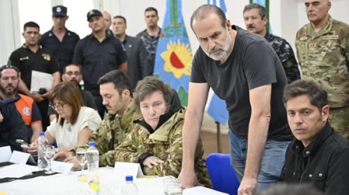 A seis días del temporal, Milei viajó a Bahía Blanca con parte del gabinete
