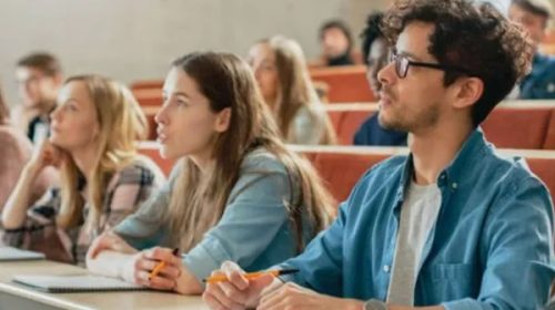 Una encuesta expone el impacto de la crisis en el mundo académico