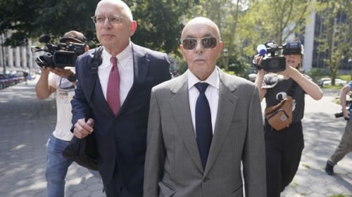 Milei le reconoció al billonario inglés Joe Lewis la propiedad de la hidroeléctrica de Lago Escondido