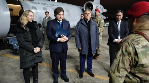 Milei gastó millones en el avión oficial y comitiva para ir al acto partidario en Córdoba