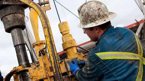 Alerta en Vaca Muerta: 1200 despidos y paro confirmado