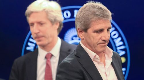 Derrota de Caputo: solo renovó $ 6 de cada $ 10 de deuda que vence y a una tasa del 69%