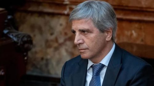 Oficializan la renuncia de tres funcionarios del Ministerio de Economía