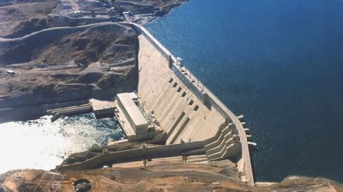 Inician el proceso para la privatización de las centrales hidroeléctricas del Comahue