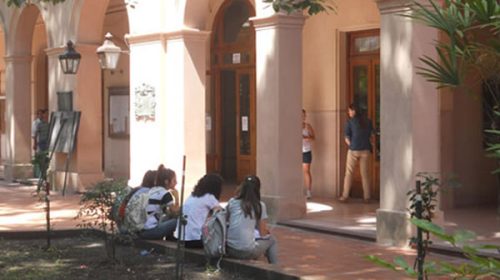 Diputados realizará una sesión especial en el Colegio Superior del Uruguay