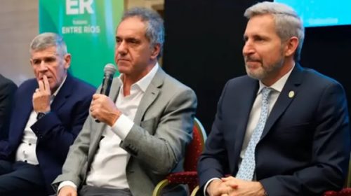 Scioli llega a Paraná para reunirse con el sistema turístico entrerriano