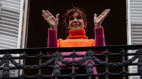 Cristina sería dada de alta este lunes tras la operación de apendicitis