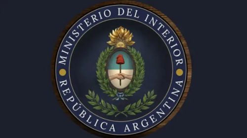 Con un gran error en el Escudo Nacional, el Gobierno presentó sus nuevos sellos ministeriales