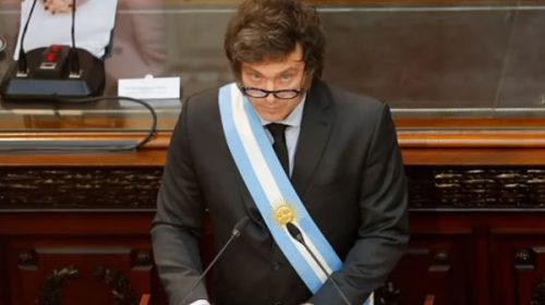 La motosierra continúa: cuáles son las leyes clave que Javier Milei prepara para 2026